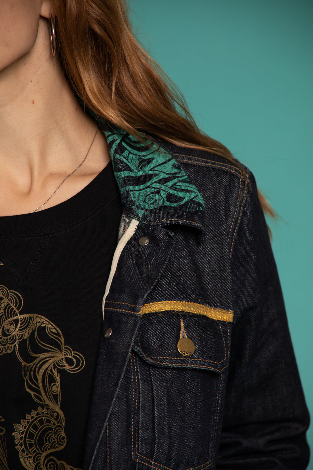 TRICOT CHIC トリコシック デザインデニムジャケット Turquoise Vortex Embellished Denim Jacket – Shop CAIA